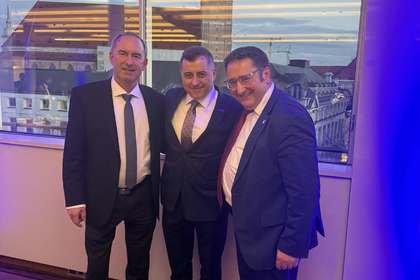 Среща на генералния консул на Република България в Мюнхен с министъра на икономиката, регионалното развитие и енергетиката на Свободната държава Бавария Хуберт Айвангер, както и с държавния секретар Тобиас Готхард 